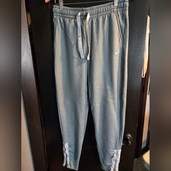 Joggers - Picture 1 of 2